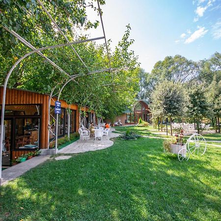 Hotel Legjenda Shkodër 外观 照片